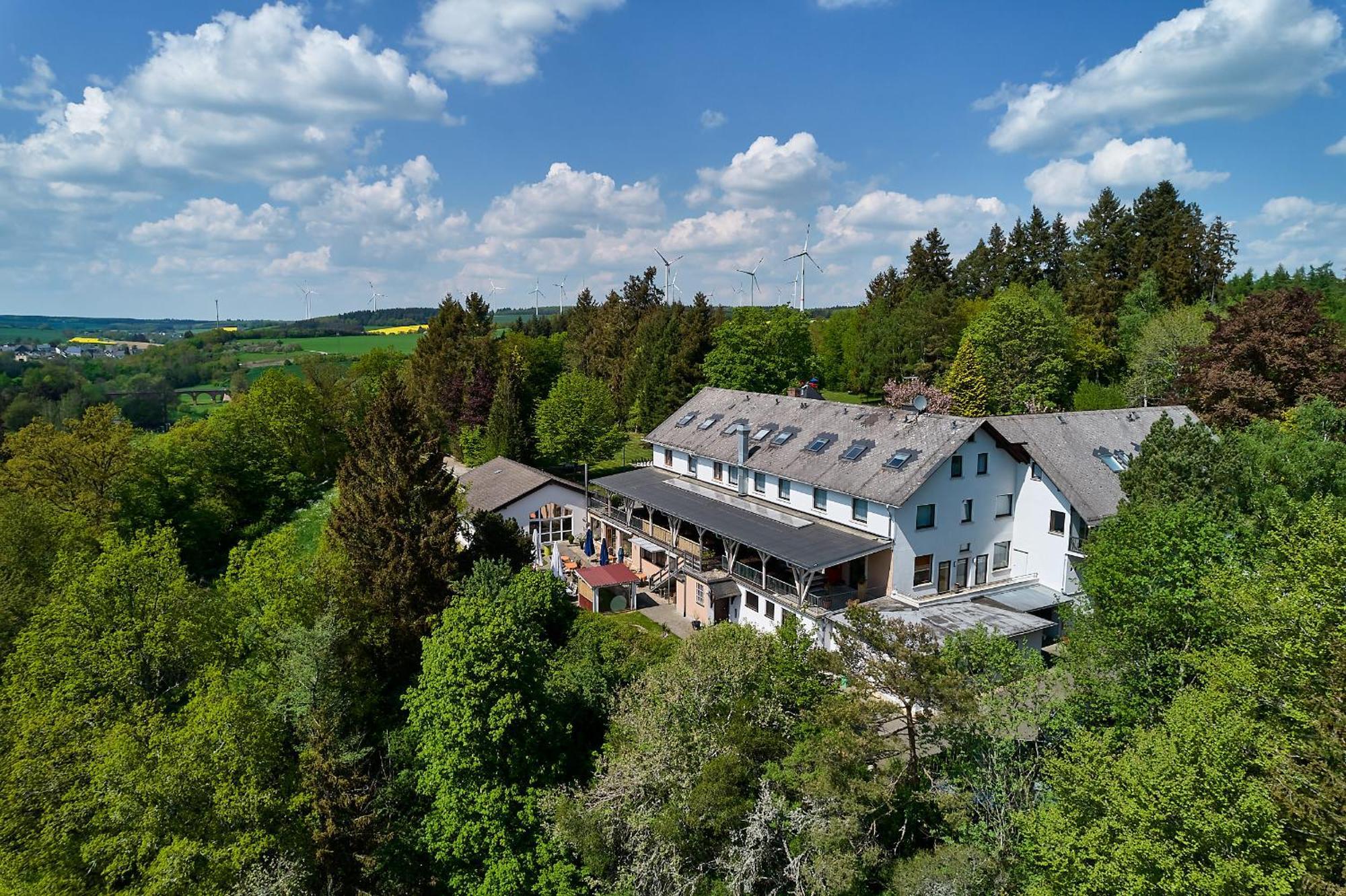 Landhotel Karrenberg Kirchberg an der Jagst Esterno foto