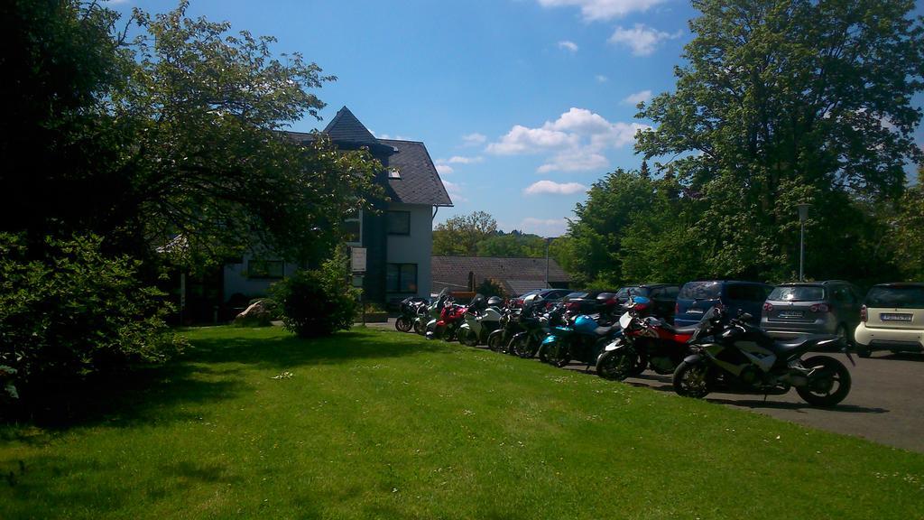 Landhotel Karrenberg Kirchberg an der Jagst Esterno foto